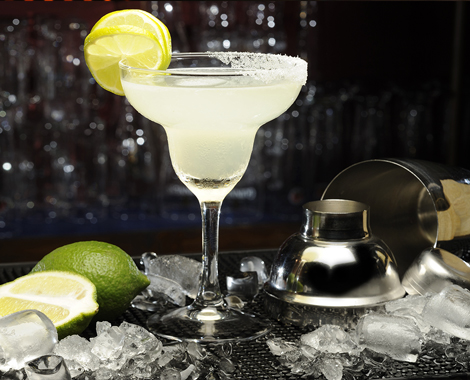 Frozen margarita with lime